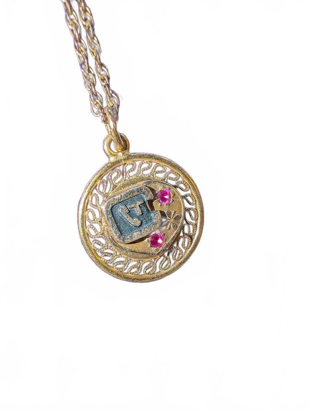 Vintage Gold Tone Pendant Necklace with Pink Gemstones